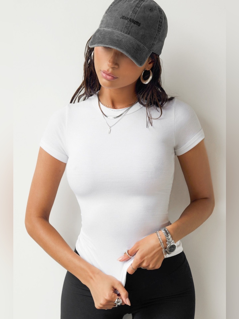 $82 JOAH BROWN RIBBED CREWNECK TEE ALO YOGA LULULEMON SKIMS ADANOLA TALENTLESS